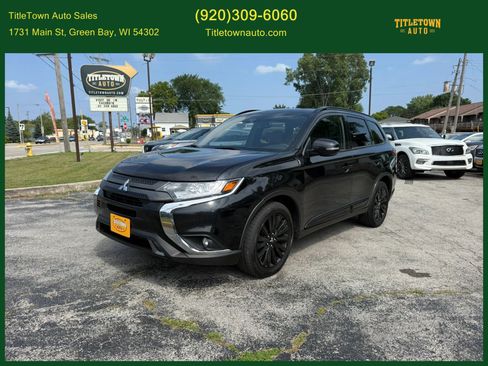 Used 2020 Mitsubishi Outlander LE AWD/4WD image 1