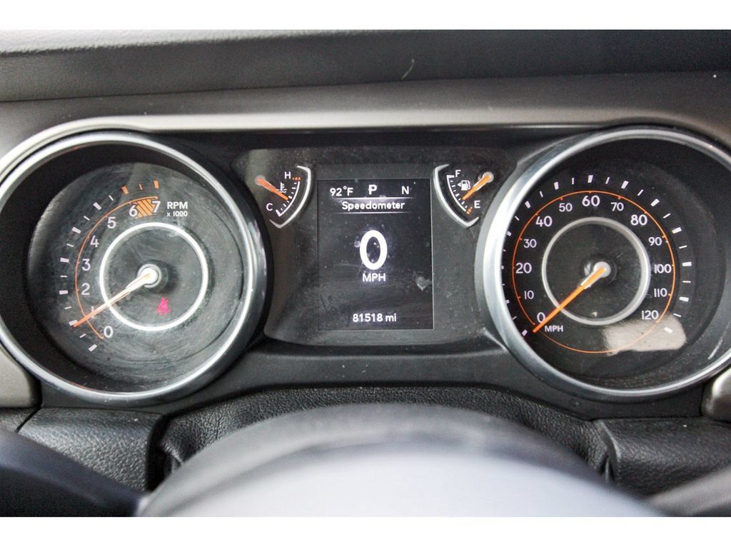 Used 2018 Jeep Wrangler Unlimited Sport AWD/4WD image 16