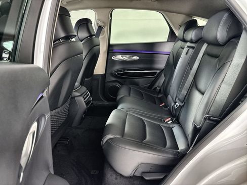 New 2026 Genesis GV70 2.5T AWD/4WD image 24