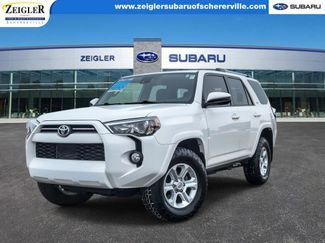 Used 2020 Toyota 4Runner SR5 video 1