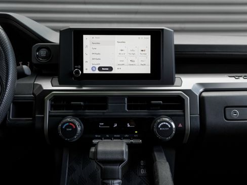 Used 2025 Toyota Tacoma SR5 image 19