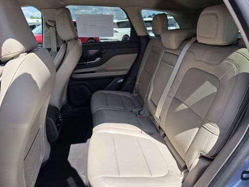 Certified 2022 Lincoln Corsair FWD w/ Equipment Group 101A image 7