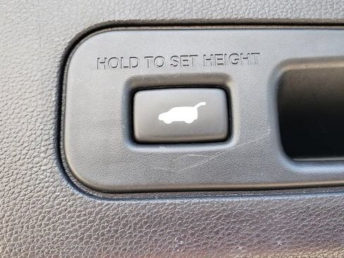 Used 2023 Acura MDX SH-AWD w/ Technology Package image 10
