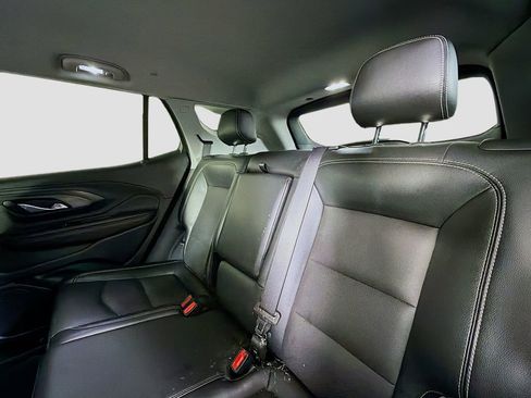 Used 2023 GMC Terrain SLT w/ Elevation Edition image 21