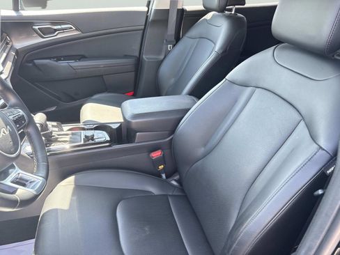 Used 2023 Kia Sportage EX image 22