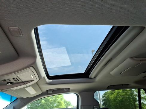 Used 2016 Chevrolet Tahoe LTZ image 12