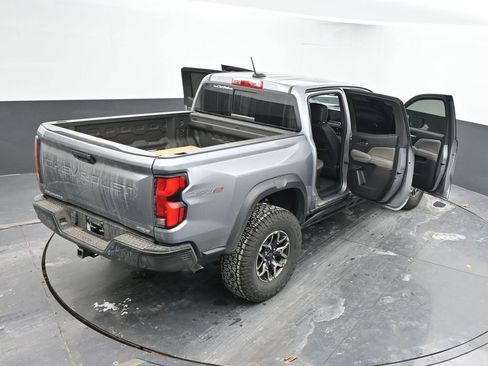 Used 2024 Chevrolet Colorado ZR2 w/ ZR2 Convenience Package III AWD/4WD image 55