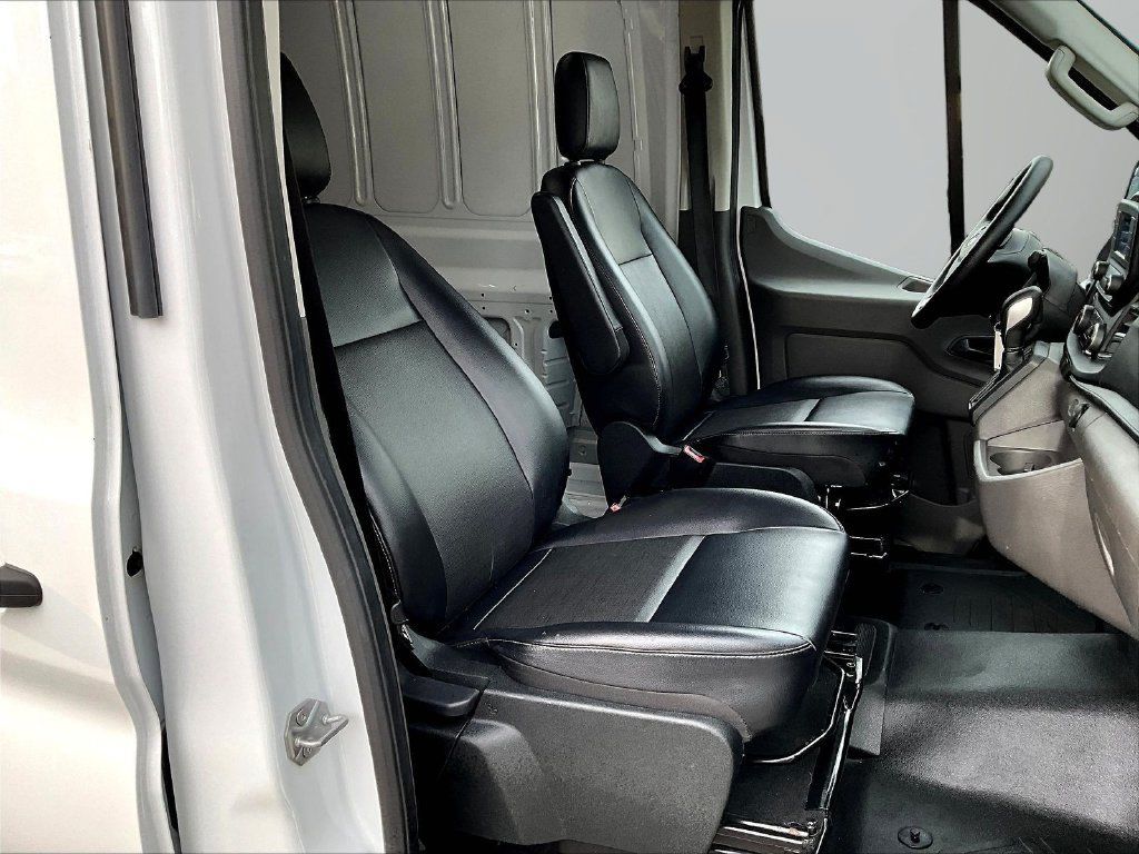 Used 2025 Ford Transit 250 148 High Roof Extended RWD image 28