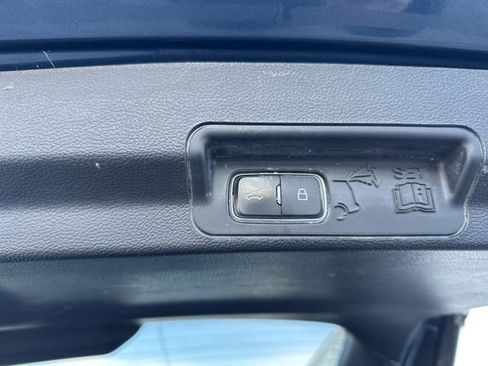 Used 2020 Ford Explorer Limited w/ Class III Trailer Tow Package image 60