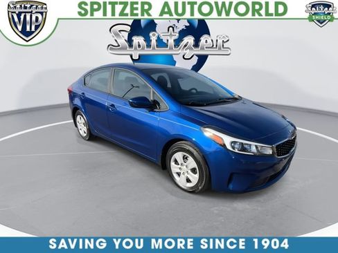 Used 2017 Kia Forte LX image 2