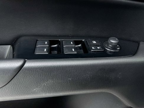 Used 2018 MAZDA CX-5 Touring image 31