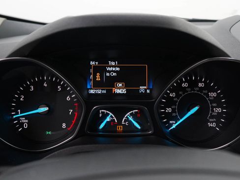 Used 2018 Ford Escape SE w/ Ford Safe & Smart Package AWD/4WD image 27