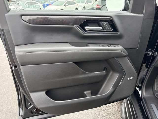 New 2026 GMC Yukon XL Elevation w/ Elevation Premium Package AWD/4WD image 11