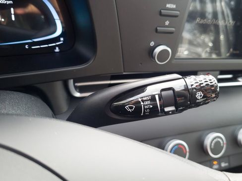 New 2026 Hyundai Elantra SEL Sport FWD image 27
