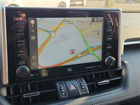 Used 2021 Toyota RAV4 Limited image 17