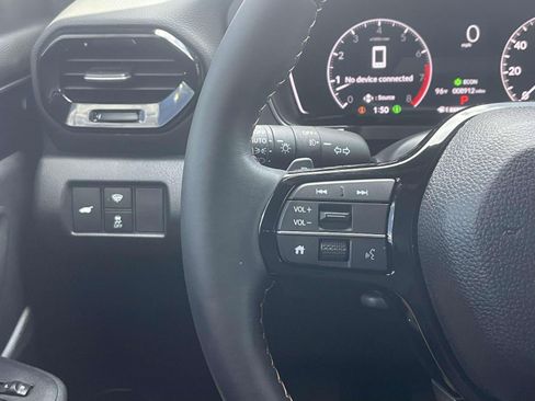 Used 2025 Honda Pilot TrailSport image 22