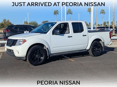 Used 2021 Nissan Frontier SV w/ Midnight Edition Floor Mats image 1