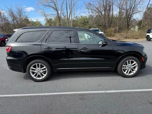 Used 2024 Dodge Durango GT image 2