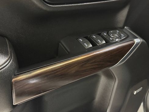 Used 2019 GMC Sierra 1500 SLT w/ SLT Premium Plus Package RWD image 47