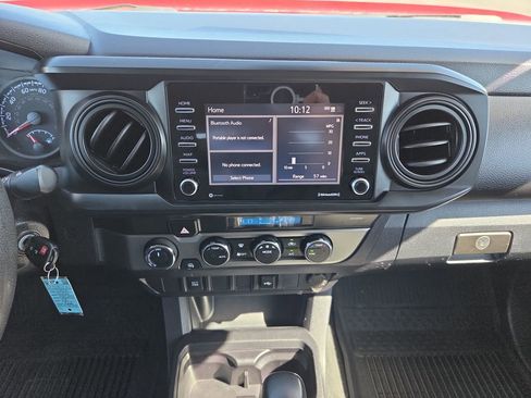 Certified 2022 Toyota Tacoma SR image 18