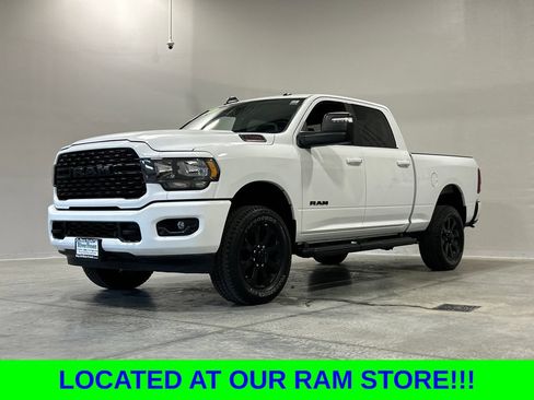 Used 2024 RAM 2500 Big Horn w/ Night Edition AWD/4WD image 2