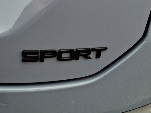 Certified 2025 Honda Pilot Sport image 31