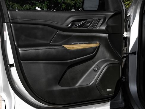 Used 2019 GMC Acadia Denali w/ Technology Package image 56