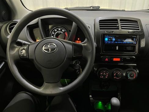 Used 2009 Scion xD image 17
