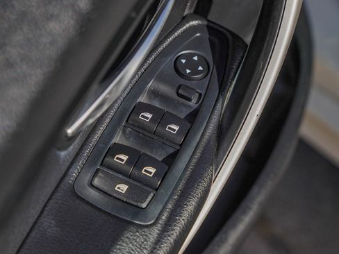 Used 2015 BMW 320i 320i Sedan 4D image 34