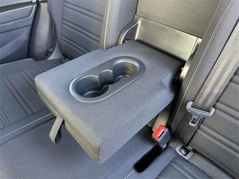 Used 2022 Volkswagen Tiguan S image 21