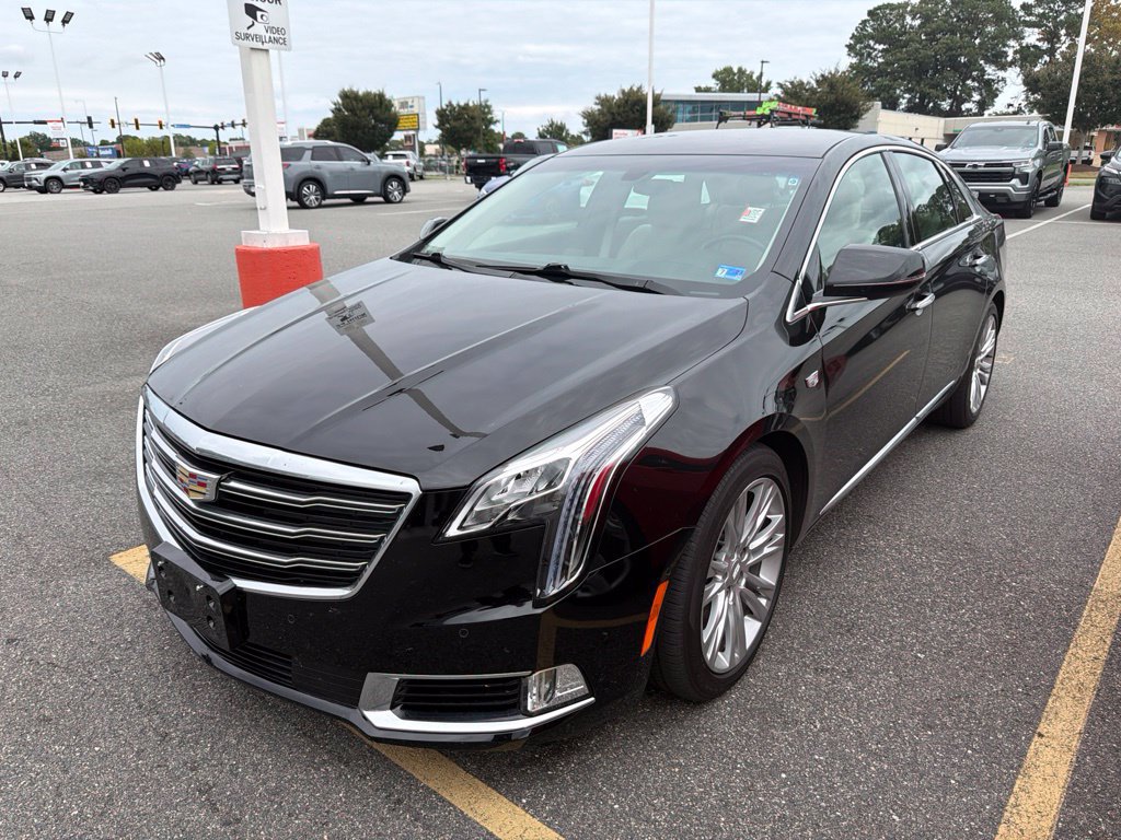 Used 2019 Cadillac XTS Luxury FWD image 2