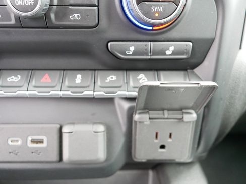 Used 2020 Chevrolet Silverado 1500 LT Trail Boss image 31