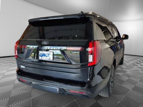Used 2025 Ford Expedition Max Platinum w/ Stealth Performance Package AWD/4WD image 5