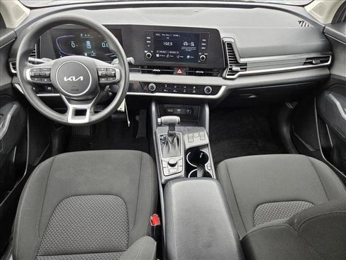 Used 2025 Kia Sportage LX FWD image 16