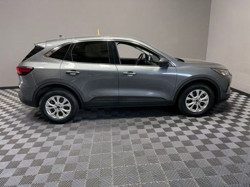 Used 2023 Ford Escape Active AWD/4WD image 7