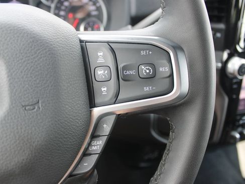 Used 2025 RAM 2500 Big Horn AWD/4WD image 26