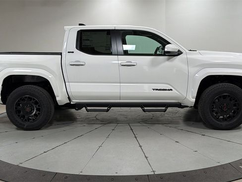 New 2026 Toyota Tacoma SR5 image 6