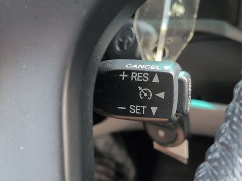 Used 2012 Toyota Tacoma PreRunner w/ SR5 Pkg RWD image 22