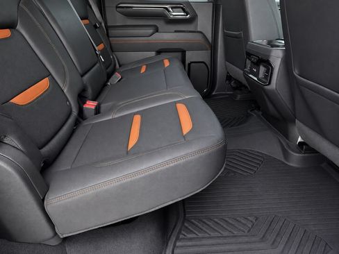 Certified 2025 GMC Sierra 1500 AT4 w/ AT4 Premium Package AWD/4WD image 42