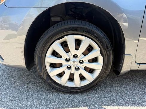 Used 2017 Nissan Sentra S FWD image 14