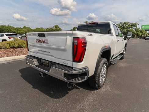 New 2025 GMC Sierra 2500 SLT w/ SLT Premium Package AWD/4WD image 9