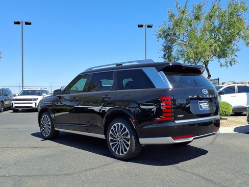 New 2026 Hyundai Palisade Calligraphy FWD image 4