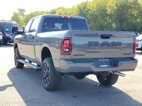 New 2026 RAM 2500 Big Horn AWD/4WD image 6