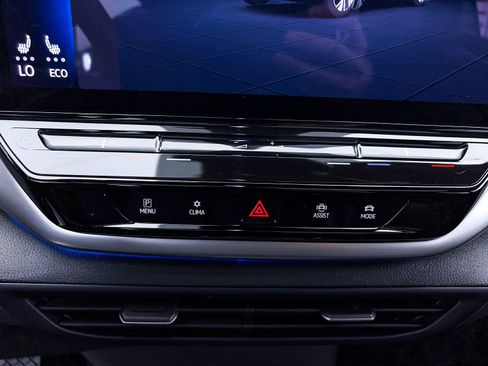 Used 2022 Volkswagen ID.4 Pro S RWD image 26