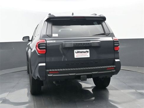 New 2026 Toyota 4Runner SR5 image 18