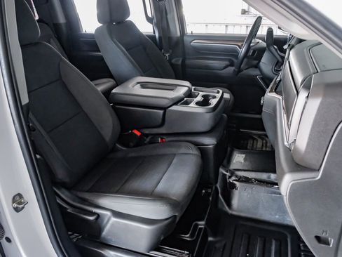 Used 2024 Chevrolet Silverado 3500 LT w/ Convenience Package image 32