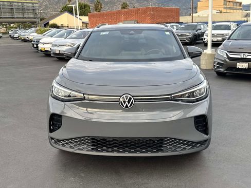 Certified 2023 Volkswagen ID.4 Pro image 2