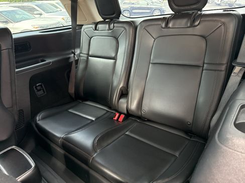 Used 2021 Lincoln Aviator Grand Touring w/ Equipment Group 301A AWD/4WD image 28