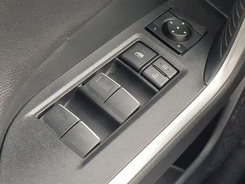 Used 2022 Toyota RAV4 Limited image 24