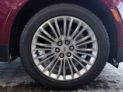 Used 2020 Cadillac XT5 Premium Luxury image 40